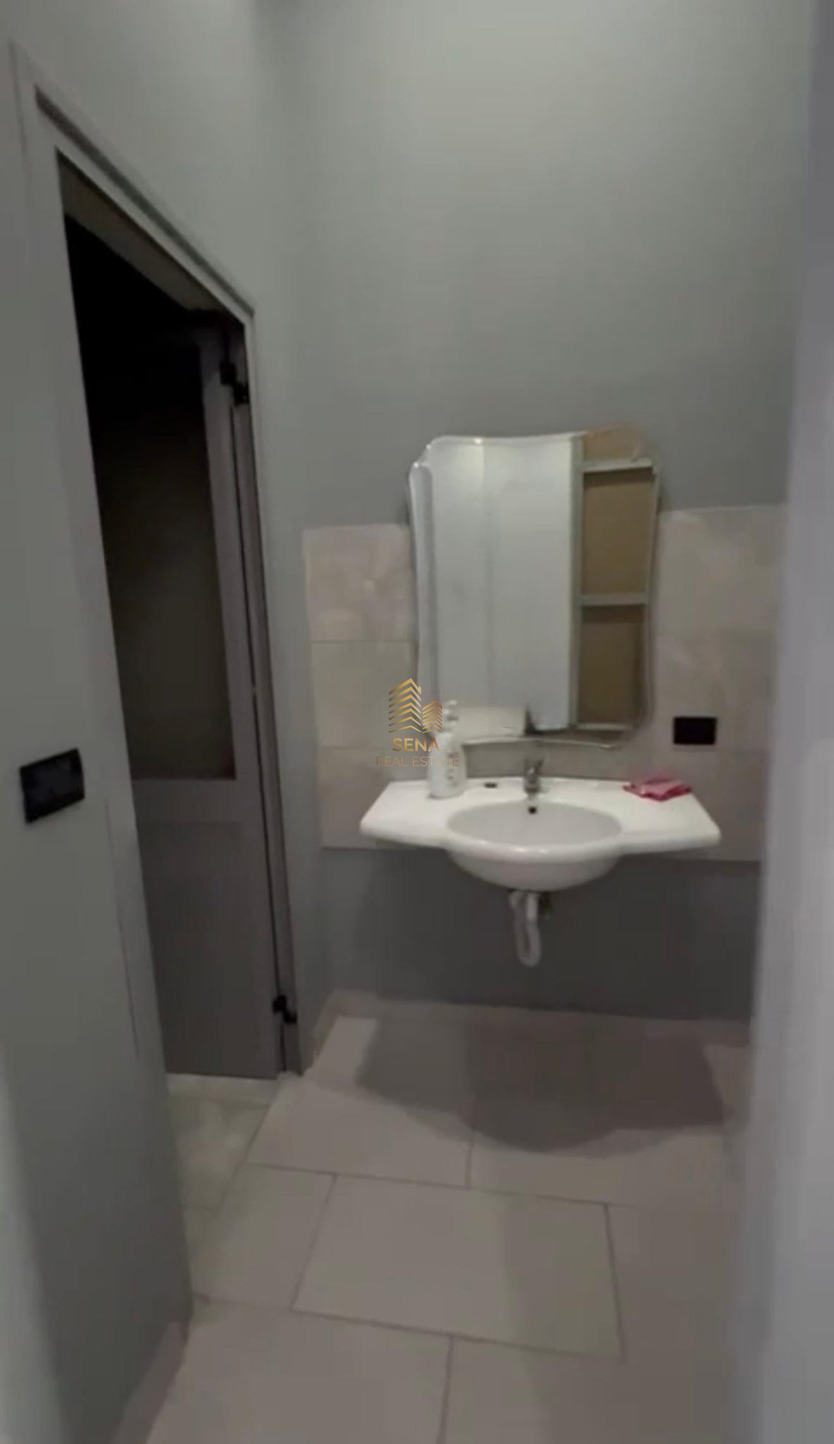 Qira, Ambient Biznesi, Rruga e Dibres, 45.000 Lek/Muaj