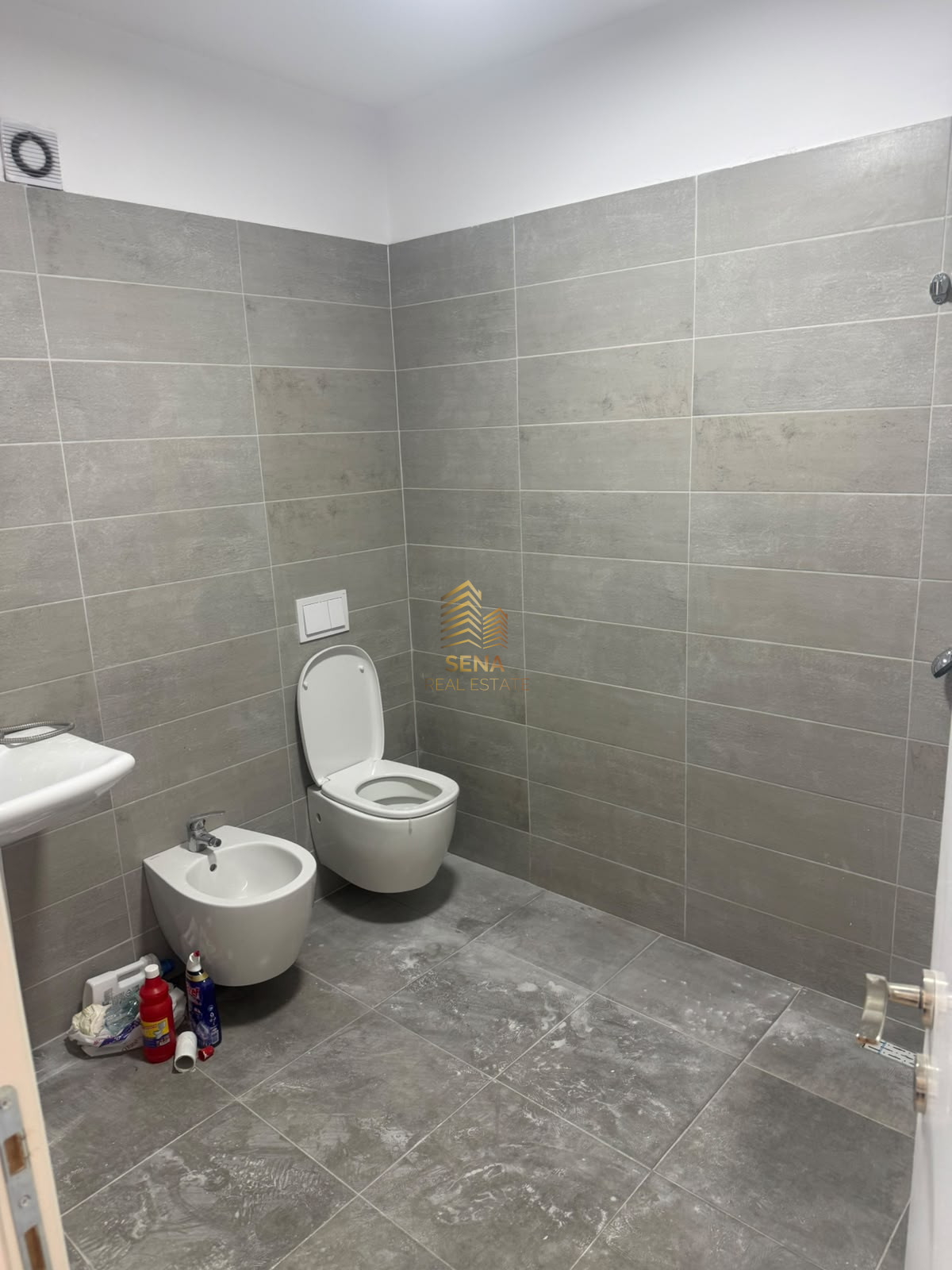 Qira, Ambient Biznesi 3+1+2+Blk, Garden Residence Turdiu-Fusha e Aviacionit, 100,000 Lek/muaj
