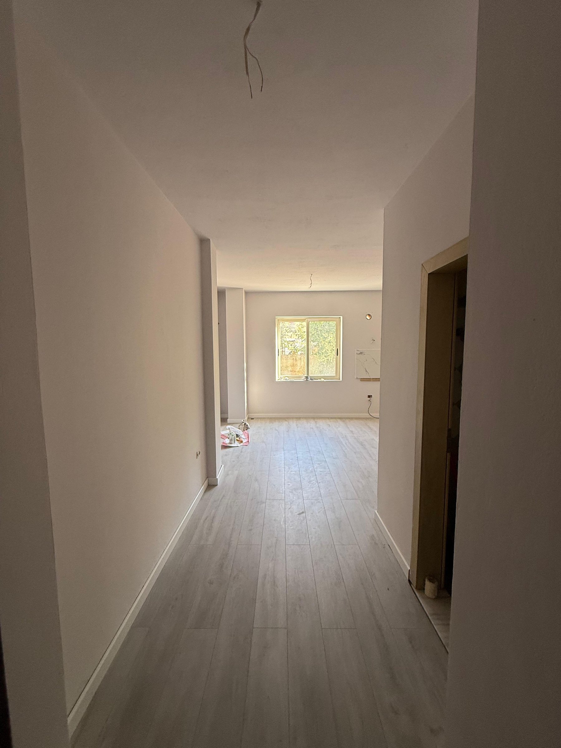 Qira, Apartament 2+1+blk pjeserisht i mobiluar, Fresk, 35,000 Lek/Muaj