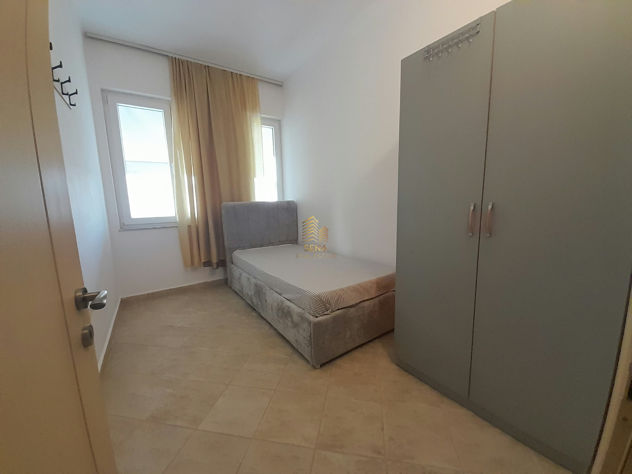 Qira, Apartament 2+1+2blk, Rruga e Kavajes-prane Square 21, 70.000 Lek/Muaj