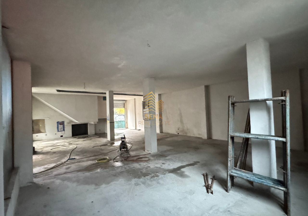 Qira, Magazine 180m2, Ish Fusha E Aviacionit, 1200 Euro
