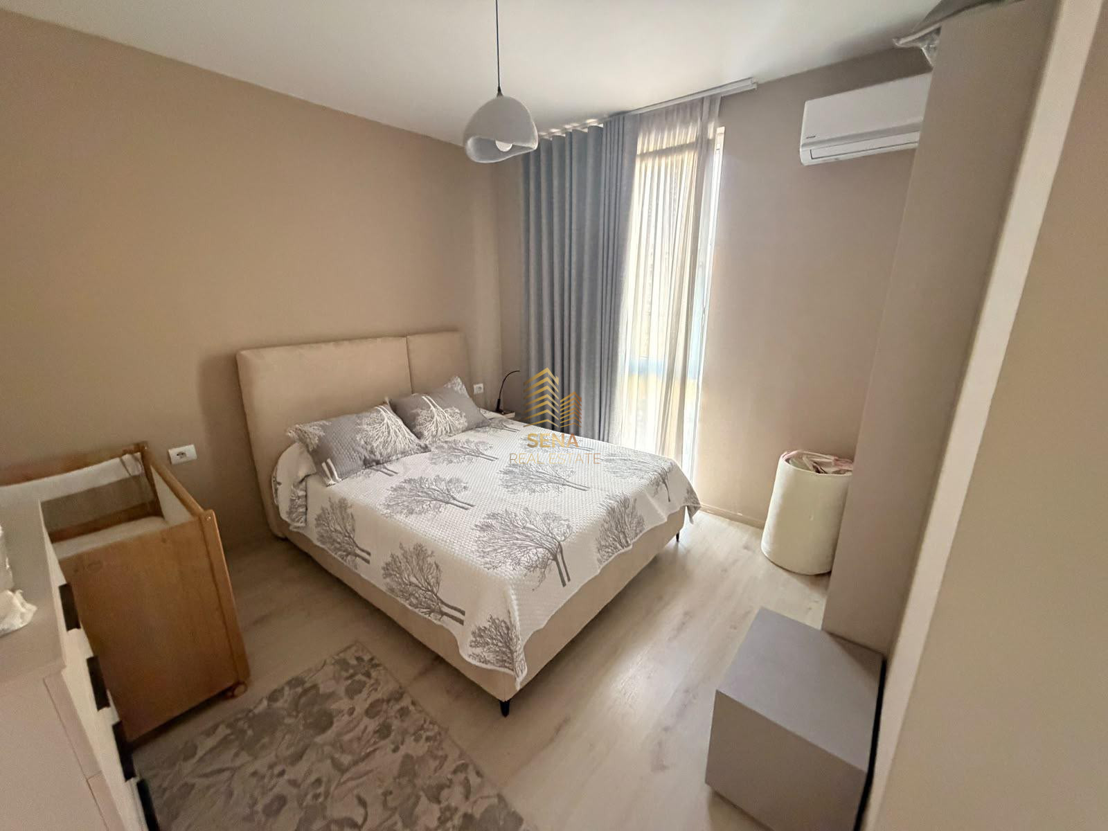 Shitet Apartament 2+1+2+2blk, Ish Fusha e Aviacionit, 35.000.000 Leke