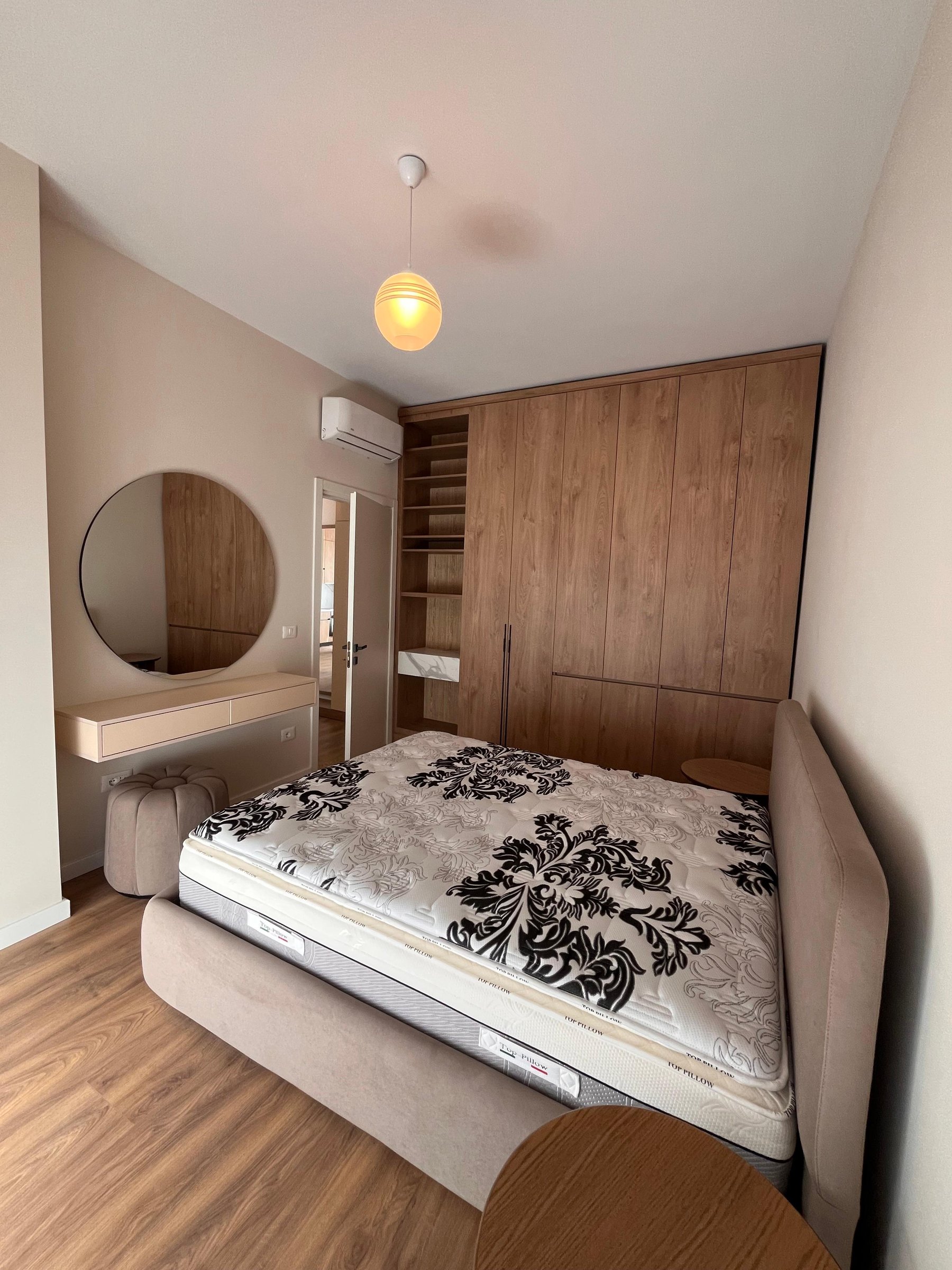 Qira, Apartament 1+1+bllk,Siri Kodra -Prane Hotel Meridianit, 75.000 Lek/Muaj