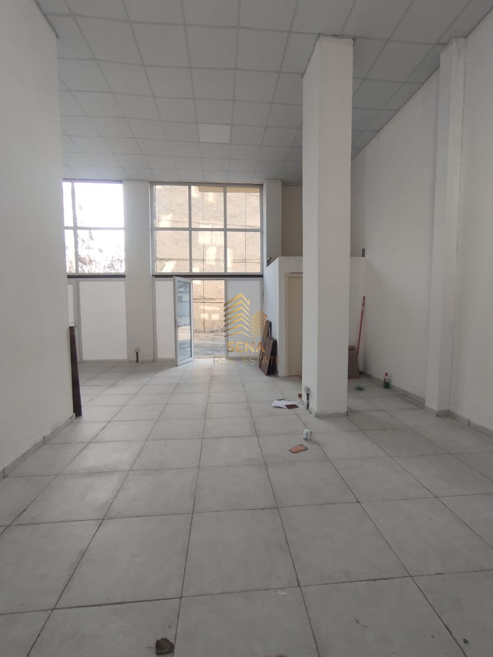 Qira, Ambient biznesi, Oxhaku, 1000 euro