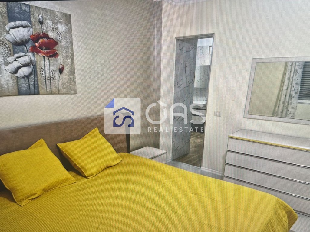 Jepet me Qira apartament 3+1 Ne Porcelan