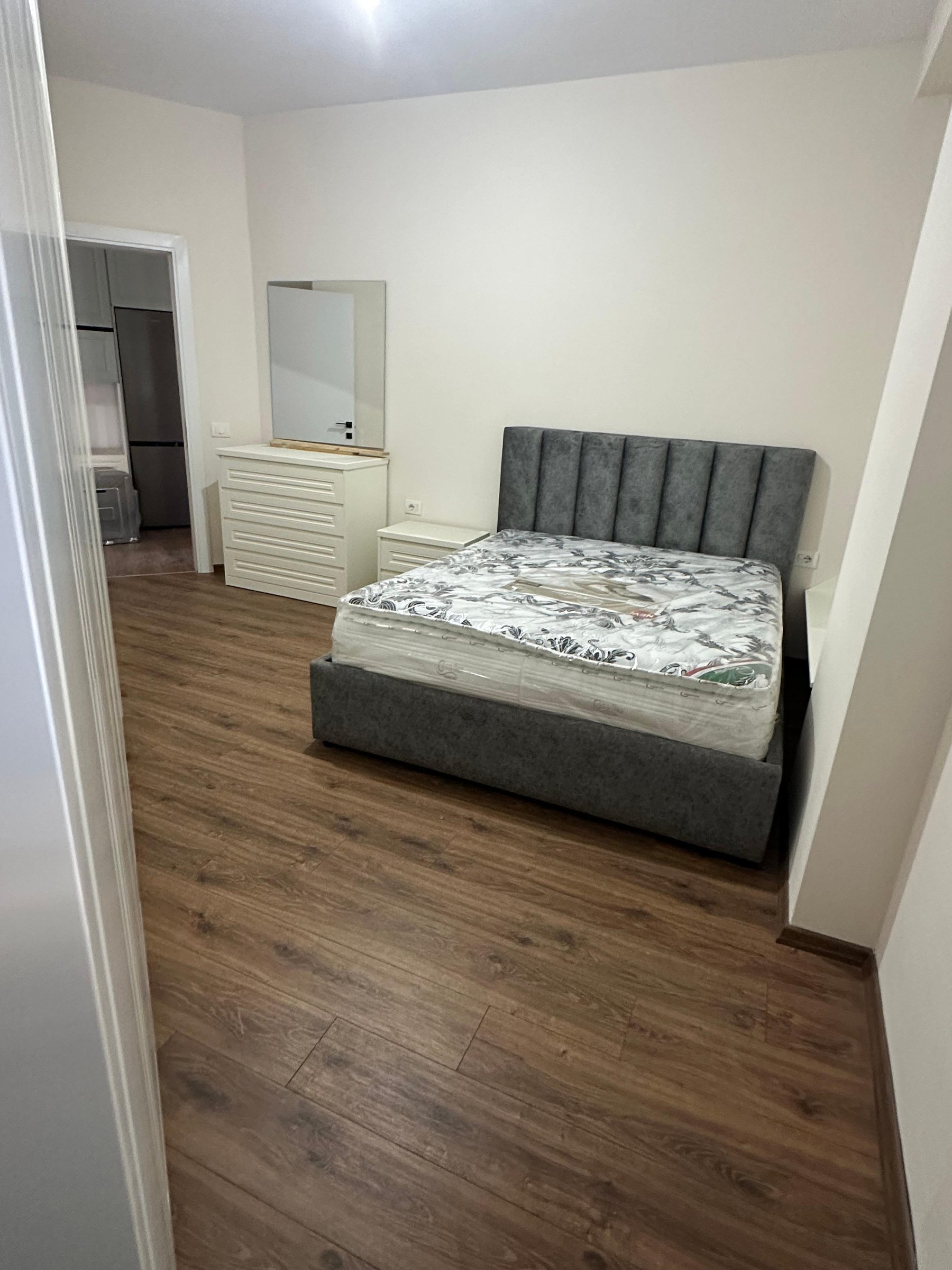 Qira, Apartament 2+1+blk, Paskuqan, 48.000 Leke/muaj