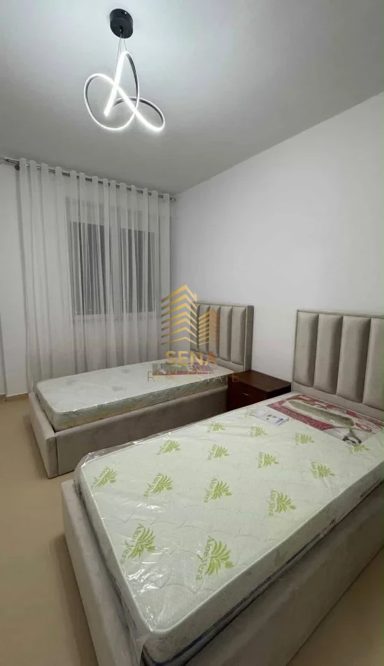 Qira, Apartament 2+1+2+Blk, Ish Parku i Autobuzeve, 700 Euro/Muaj