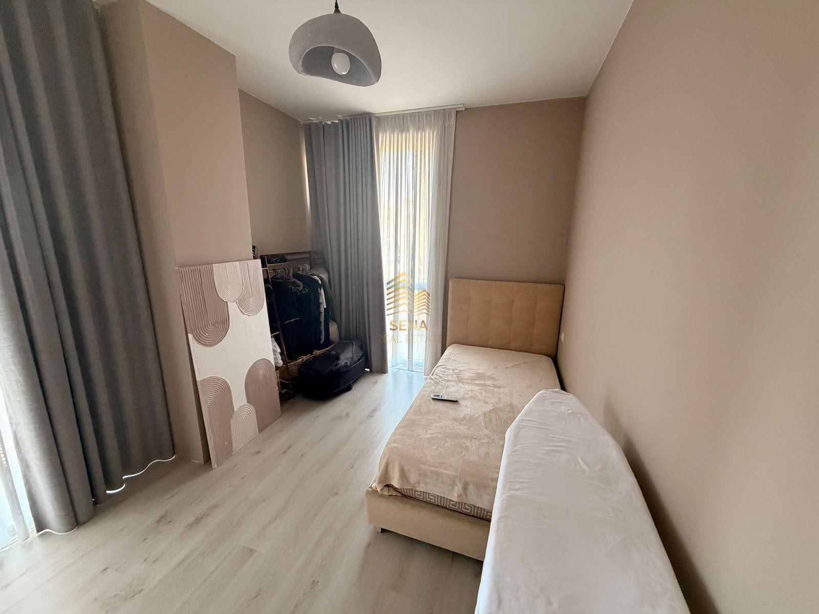 Shitet Apartament 2+1+2+2blk, Ish Fusha e Aviacionit, 35.000.000 Leke