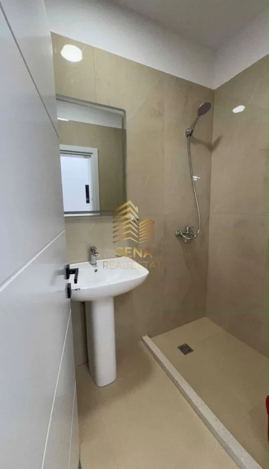 Qira, Apartament 2+1+2+Blk, Ish Parku i Autobuzeve, 700 Euro/Muaj