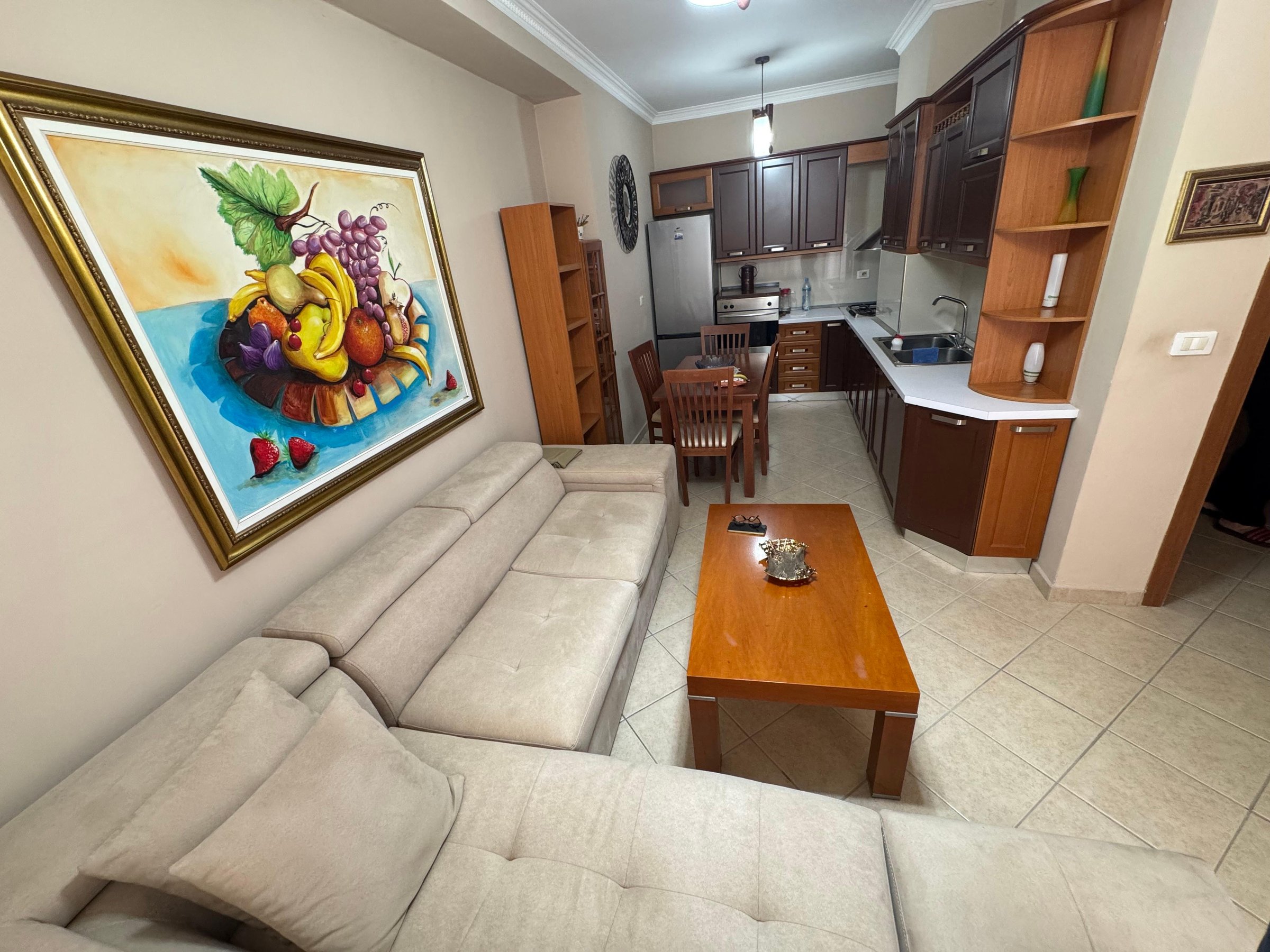 Qira, Apartament 2+1+blk, Astir, Prane Bar Artist 65.000 Leke/muaj