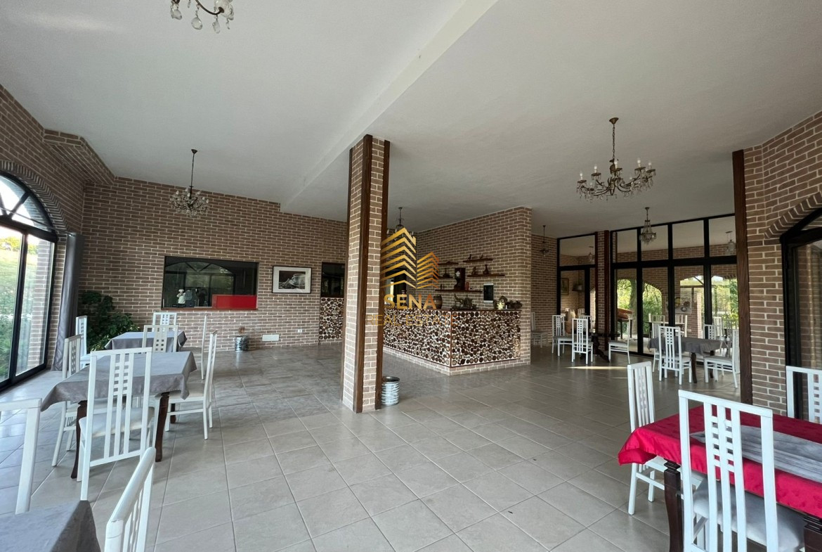Jepet me qira Objekt biznesi 2 kate Restorant + Hotel, Durres ︱Rruga Kombetare Kombinat – Plepa, 2500 Euro/muaj I diskutueshem