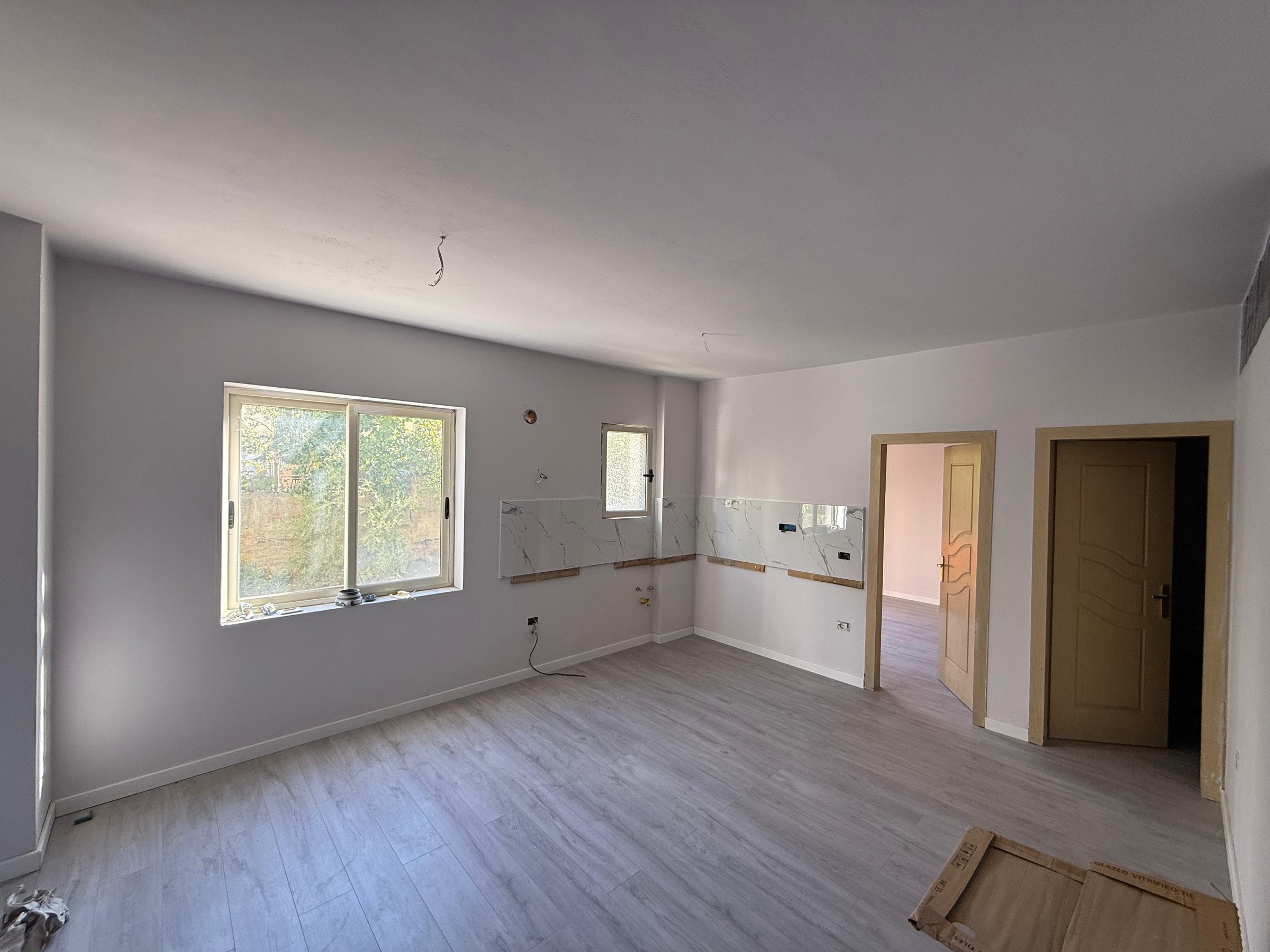 Qira, Apartament 2+1+blk pjeserisht i mobiluar, Fresk, 35,000 Lek/Muaj