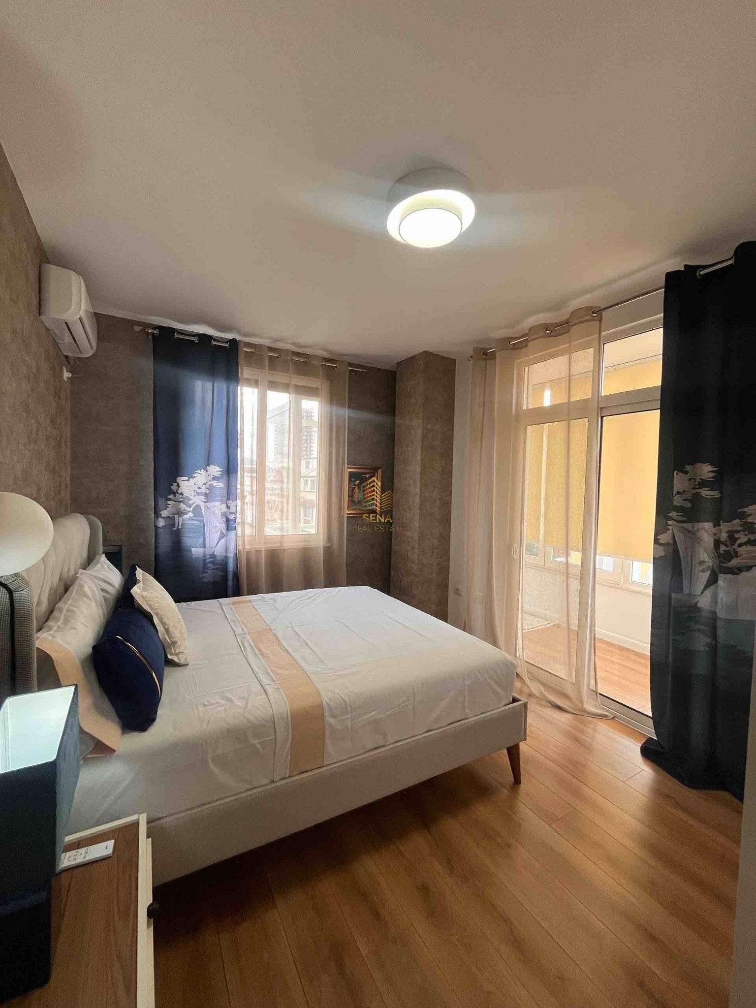 Qira, Apartament 1+1+2 BLK, Rruga e Durresit, 800 Euro/muaj