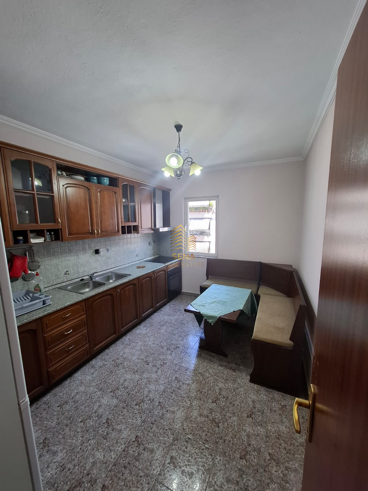 Qira, Apartament 2+1+A, Komuna e Parisit, 85.000 Leke/Muaj