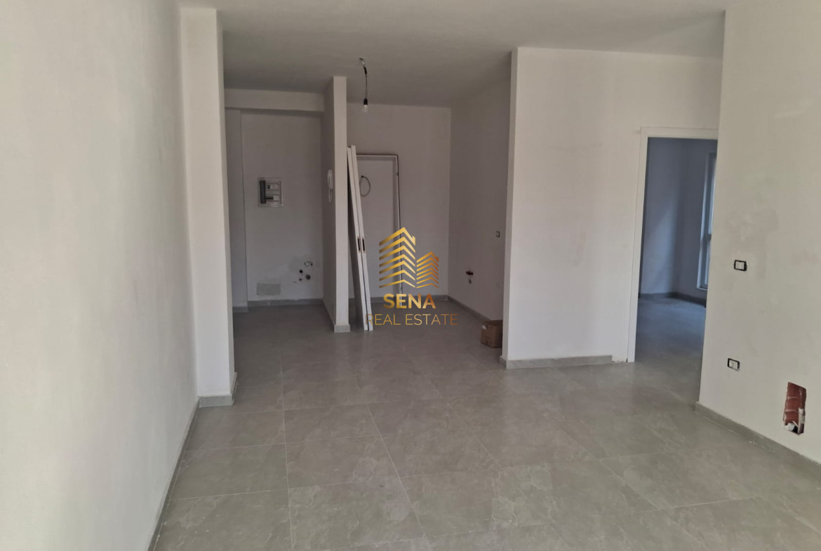 Qira, Ambient Biznesi 2+1+Blk, Kompleksi Aura, 750 Euro/muaj