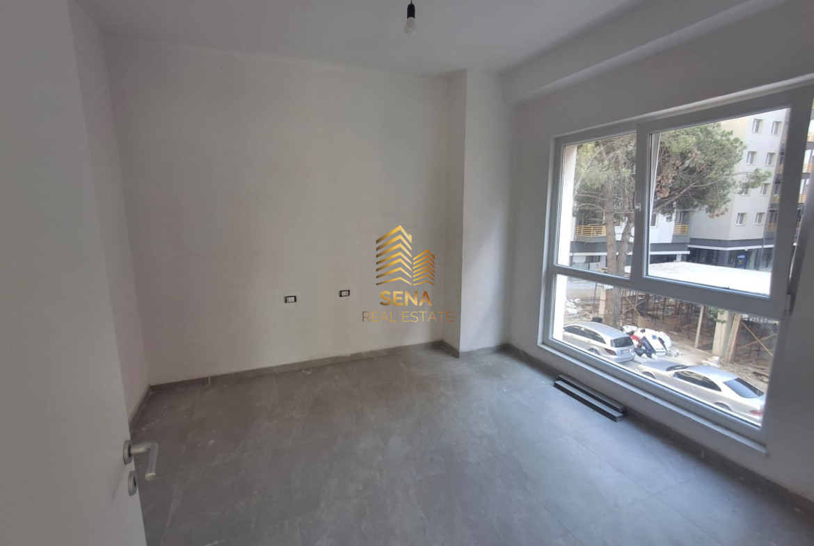 Qira, Ambient Biznesi 2+1+Blk, Kompleksi Aura, 750 Euro/muaj