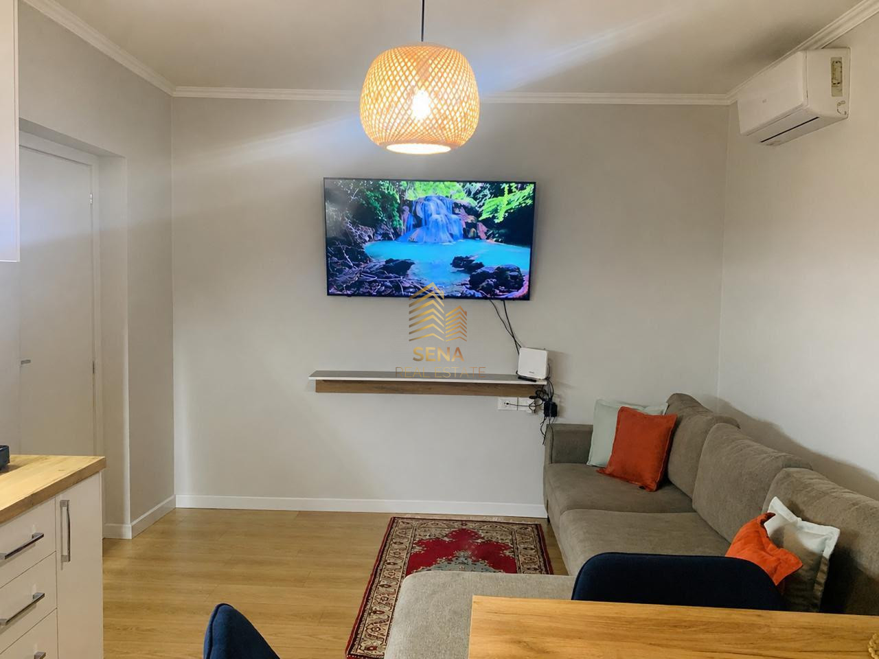 Shitet, Apartament 2+1+D+Blk, Stacioni i Trenit, 16.500.000 Leke