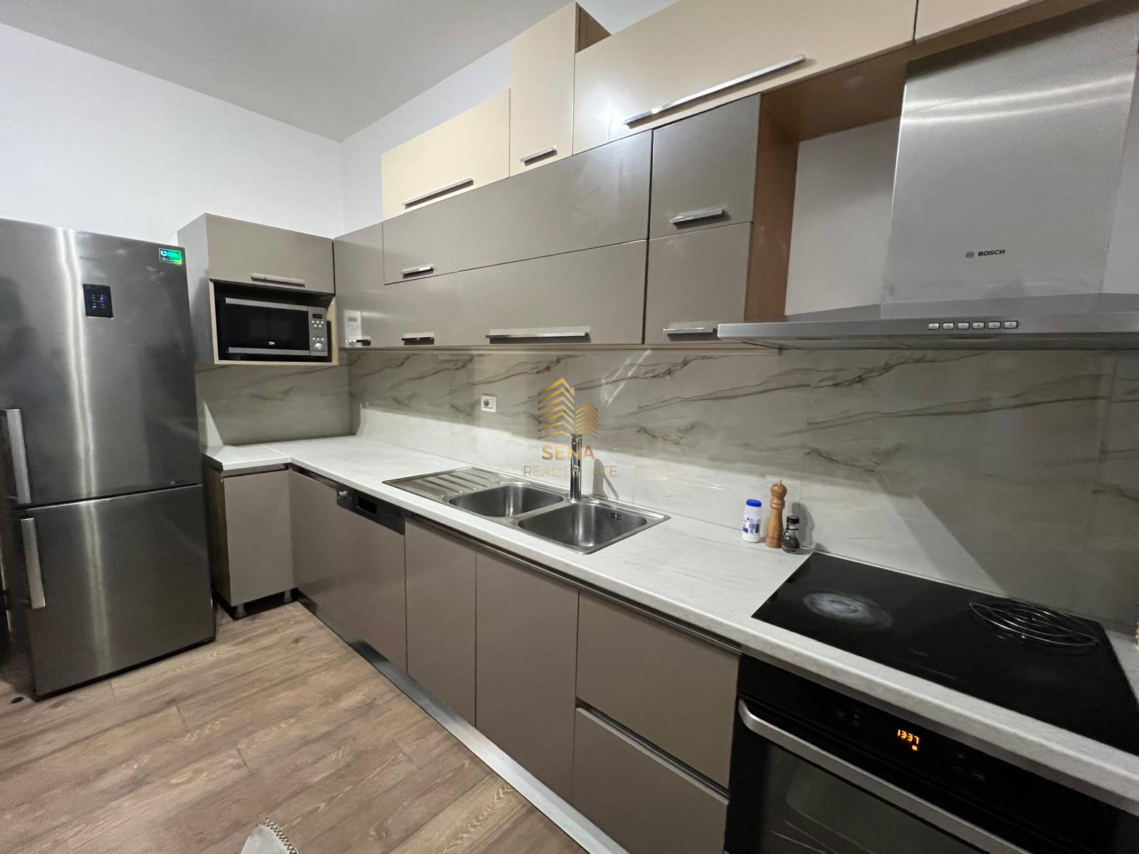 Qira, Apartament 2+1+2blk, Kompleksi Panorama, 700 Euro/muaj
