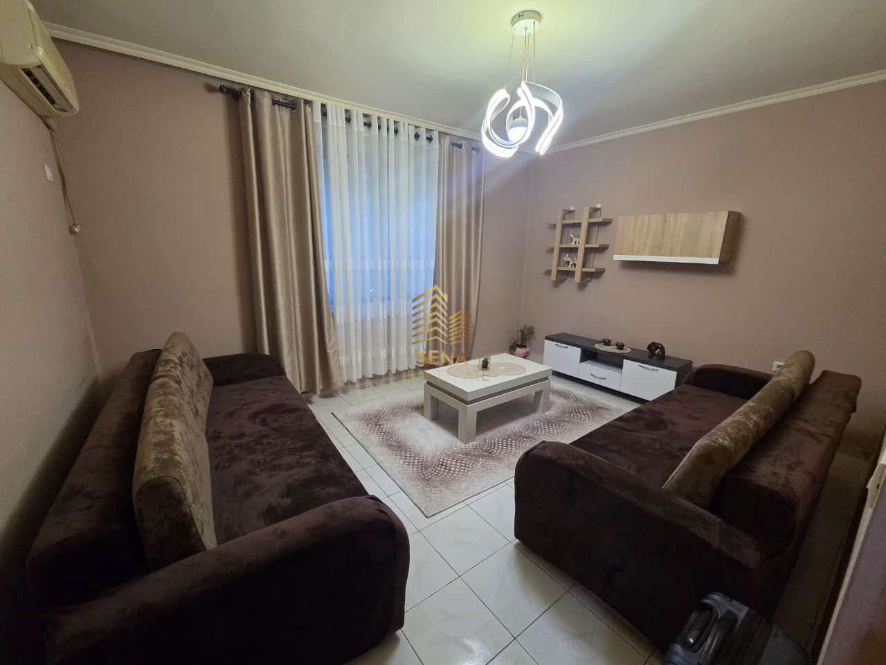 Qira, Apartament, 1+1+Kuzhine e Vecuar, Ish Restorant Durresi, 60,000Leke/muaj