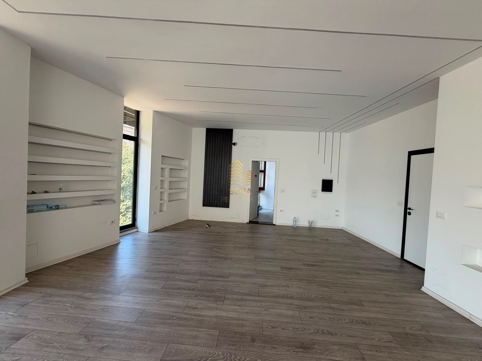 Qira, Ambient Biznesi, Porcelan, 1400 Euro/muaj Neto