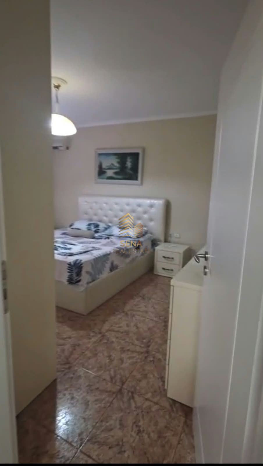 Qira, Apartament 2+1, Xhamllik, 60.000 Leke/muaj
