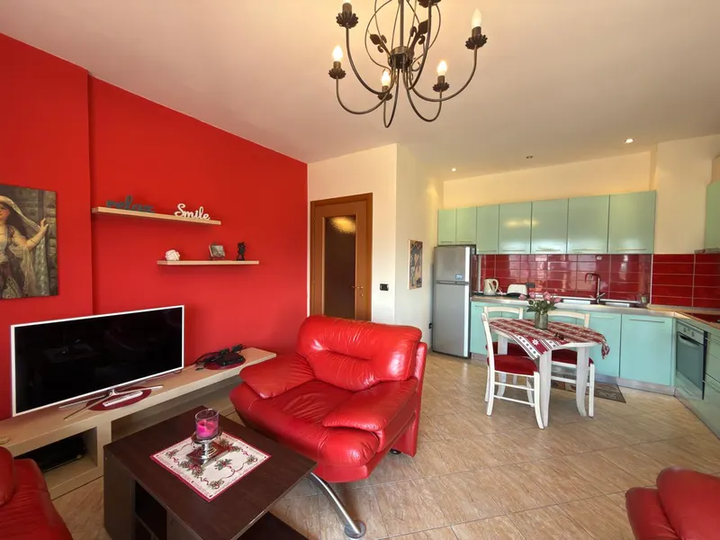 Apartmanet 2+1+2 tek 9 Kateshet per Qira