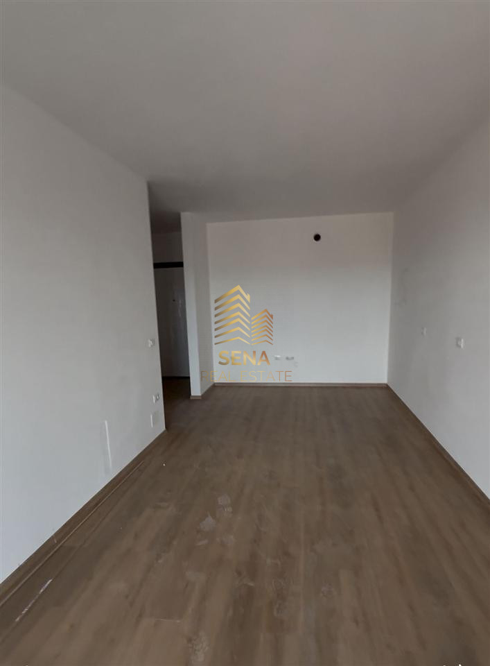 Qira, Ambient biznesi, Don Bosko – Paralel Living , 450 Euro/muaj