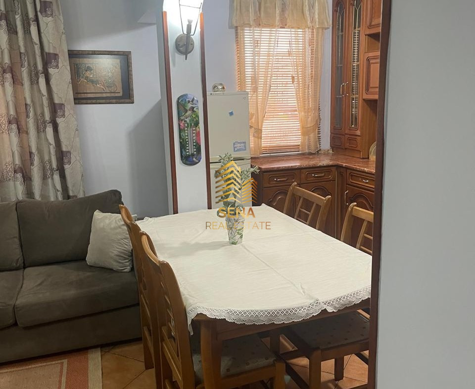 Qira,Apartament ,3+1+blk, Porcelan, 55.000 Leke/muaj
