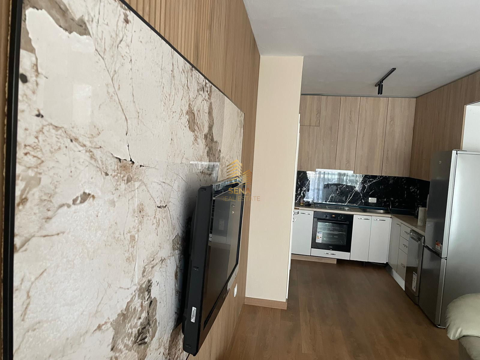 Qira, Apartament 1+1,Liqeni i Thate-Prane Radisonit , 60.000 Lek/Muaj