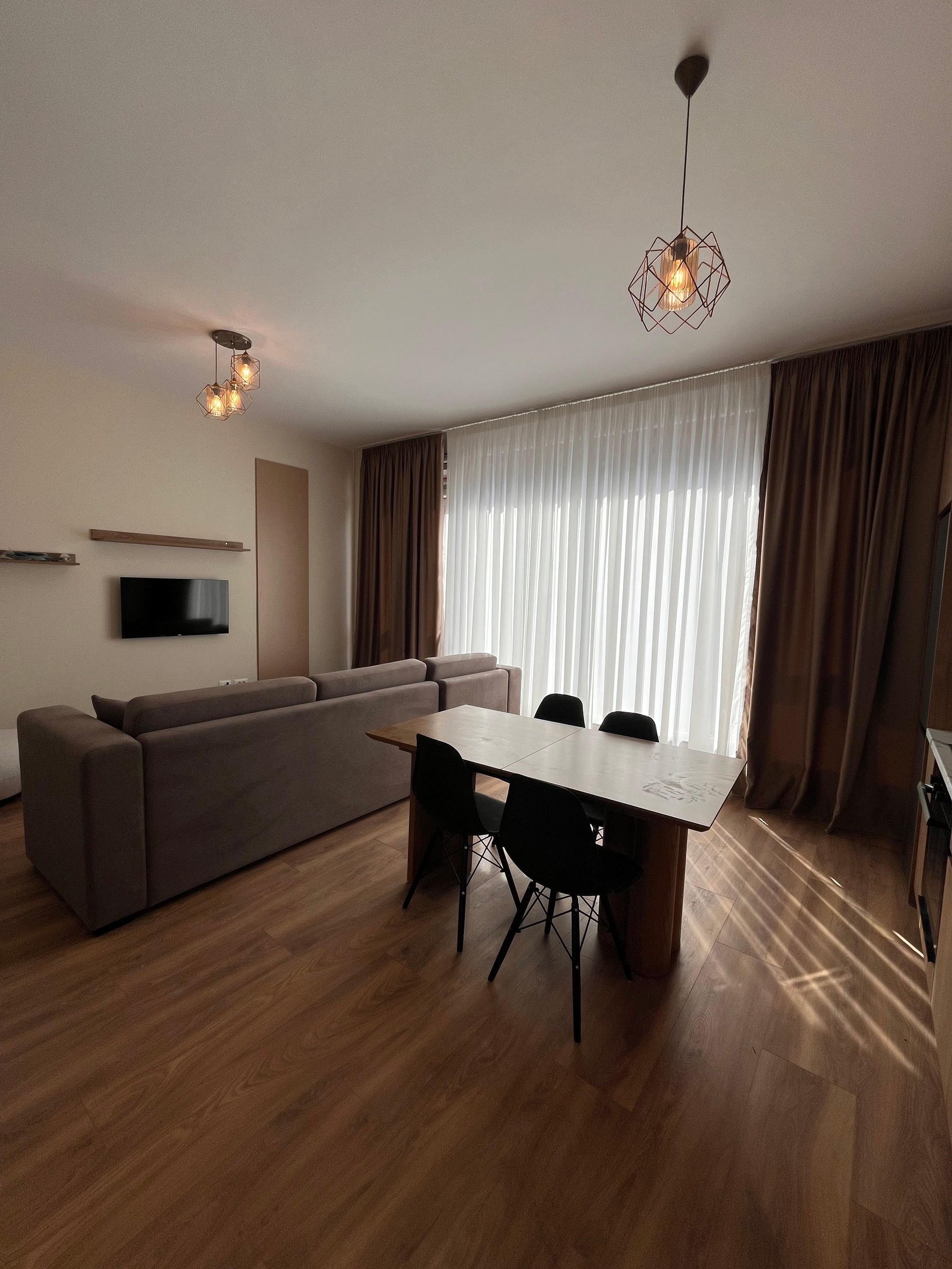 Qira, Apartament 1+1+bllk,Siri Kodra -Prane Hotel Meridianit, 75.000 Lek/Muaj