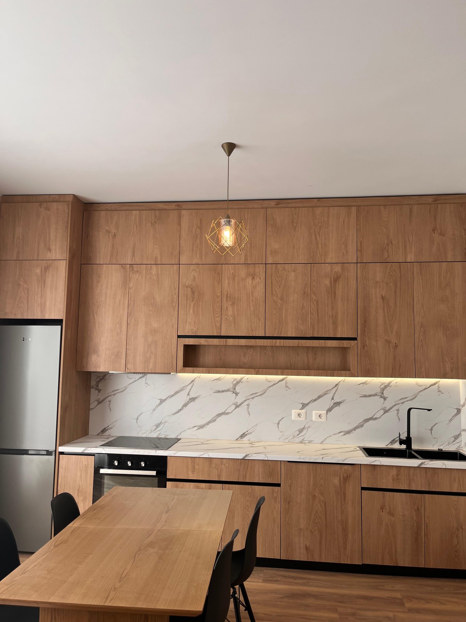 Qira, Apartament 1+1+bllk,Siri Kodra -Prane Hotel Meridianit, 75.000 Lek/Muaj
