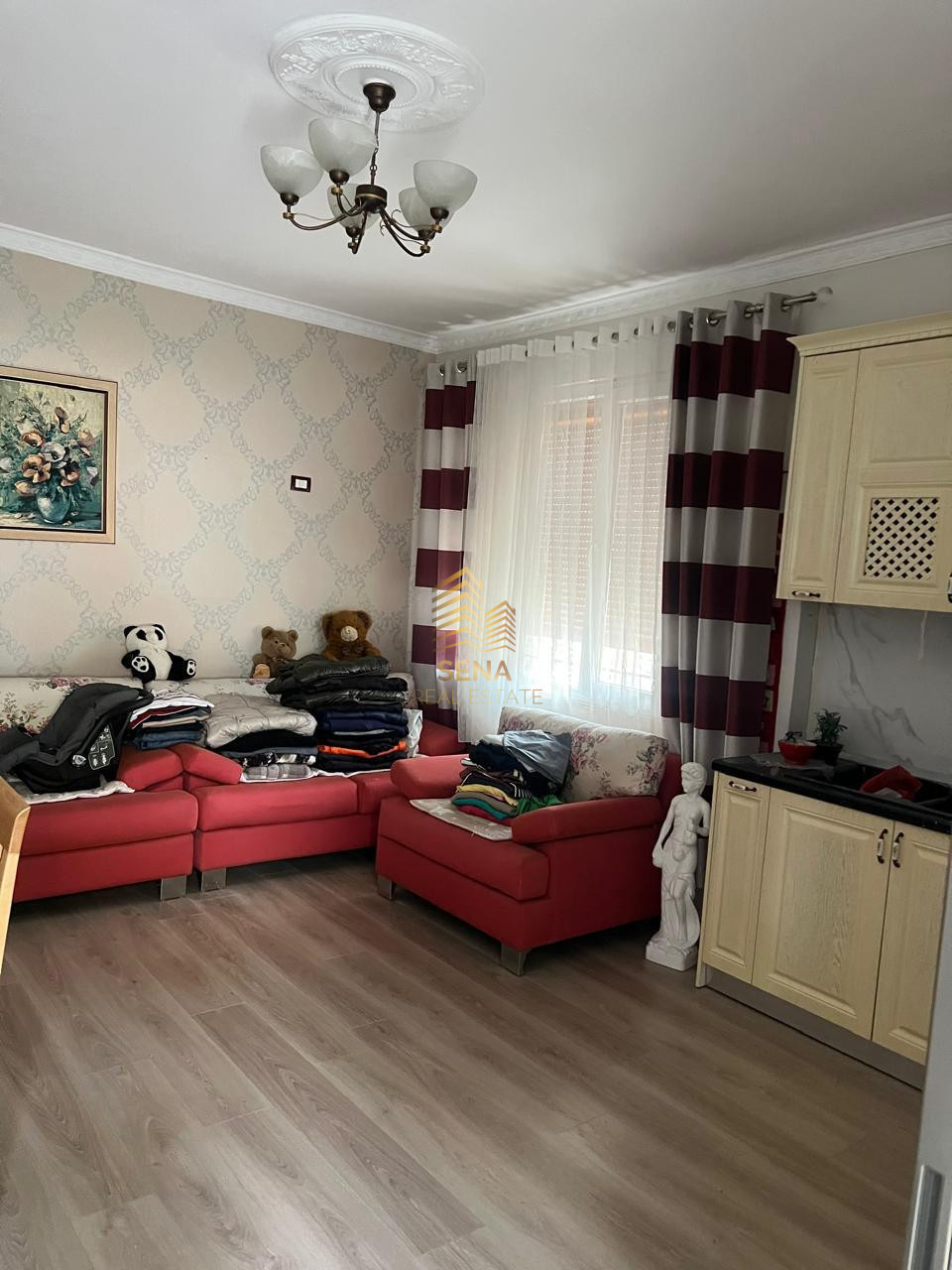 Qira, Hyrje private, 1+1, Spitali QSUT, 50.000 Lek/muaj