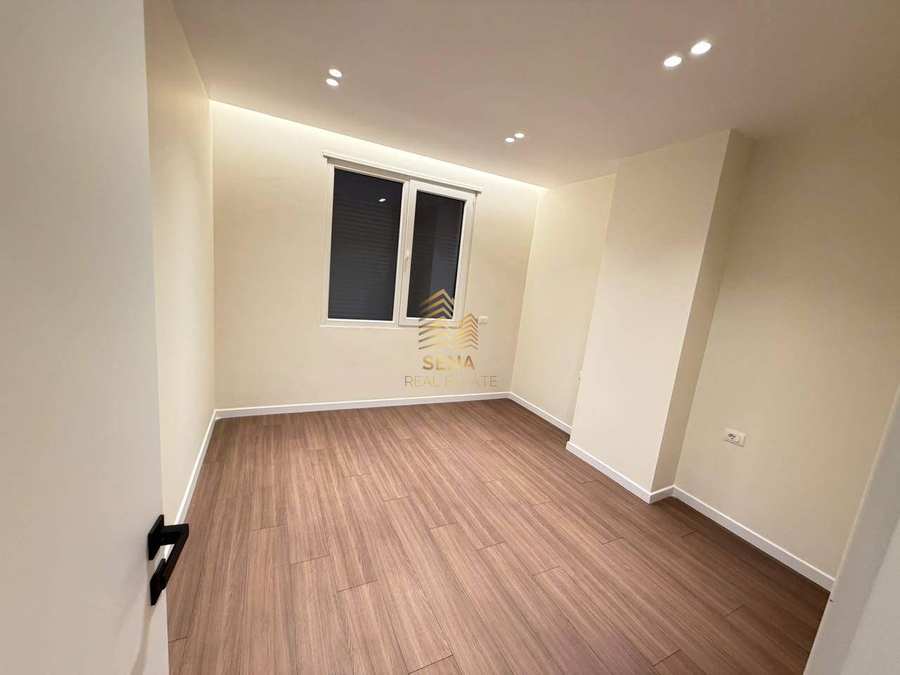 Shitet, Apartament 2+1+blk,Ali Demi-Prane Rrethit te Shkozes,18.300,000Leke